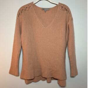 Neiman Marcus The Cashmere Collection Pink V-Neck Sweater Women's Small